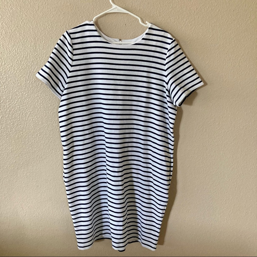 Free fitting dress